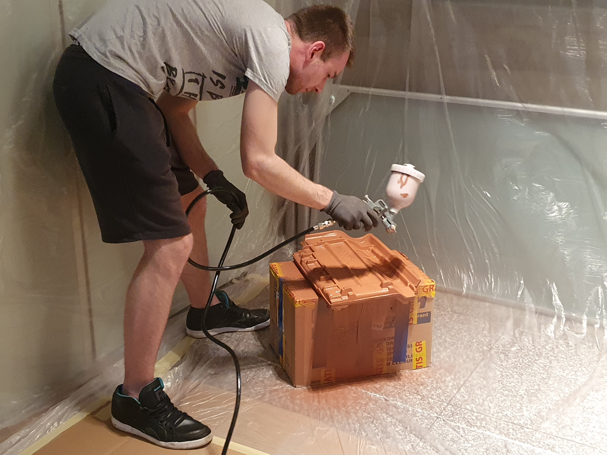 Produkt przed sesją wymaga czasem oczyszczenie lub pomalowania.