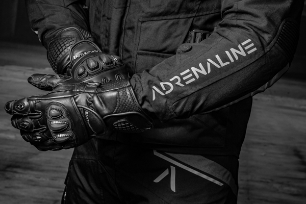 Fotografia czarno-biała w e-commerce